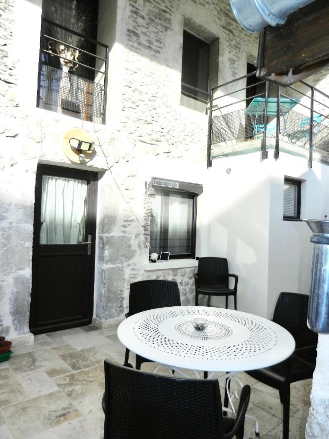 Appartamento Chez Gégé&Mado Seyssel Esterno foto